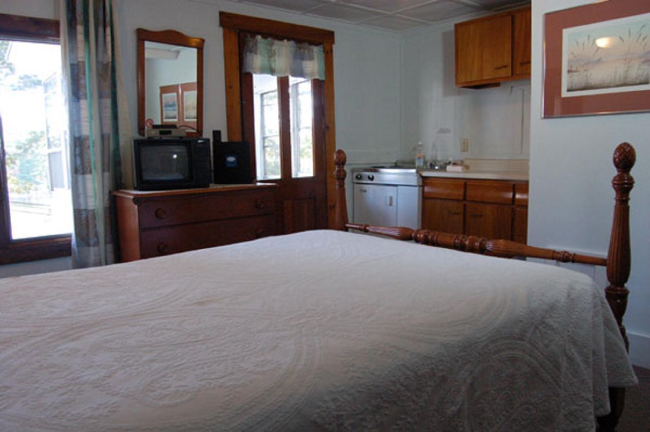 Sebago Lake Lodge & Cottages North Windham 외부 사진