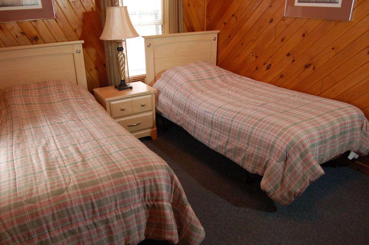 Sebago Lake Lodge & Cottages North Windham 외부 사진
