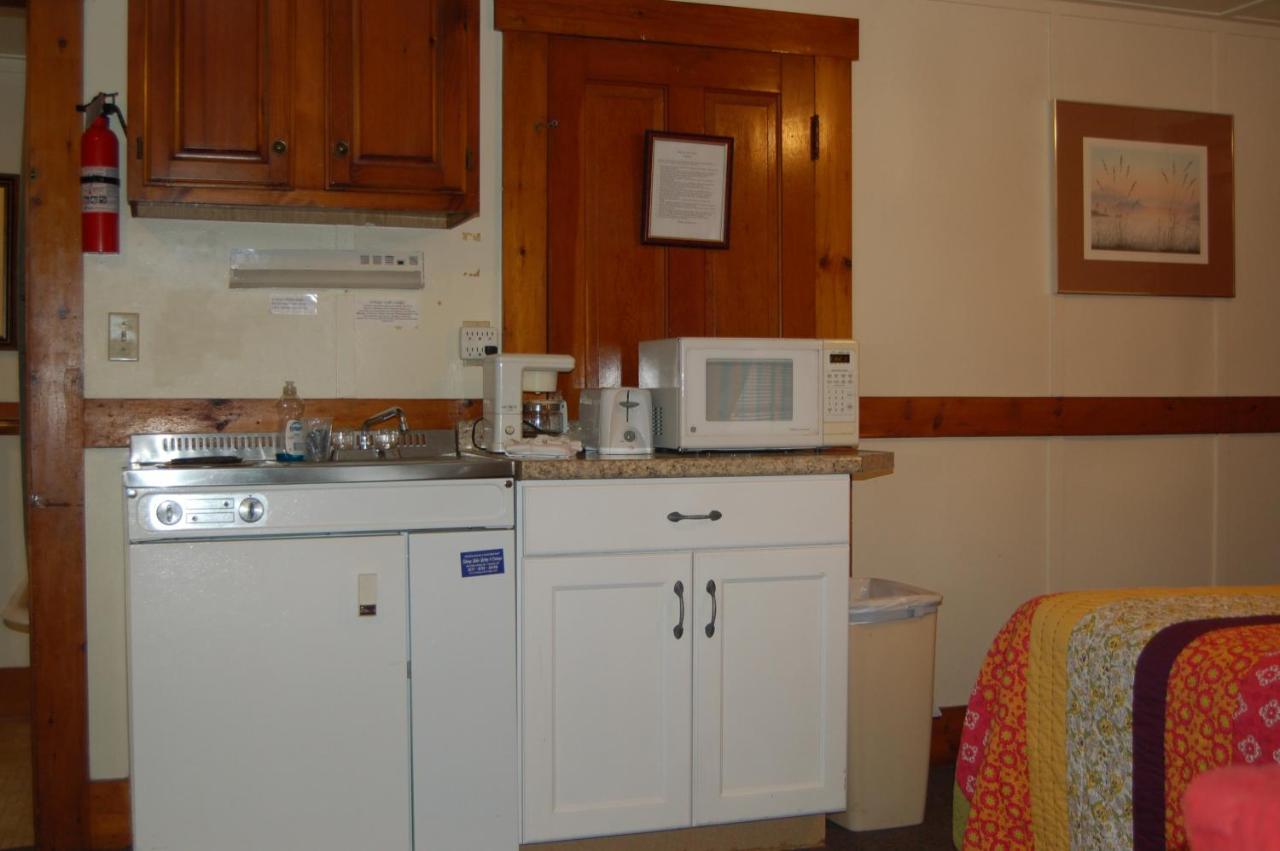 Sebago Lake Lodge & Cottages North Windham 외부 사진