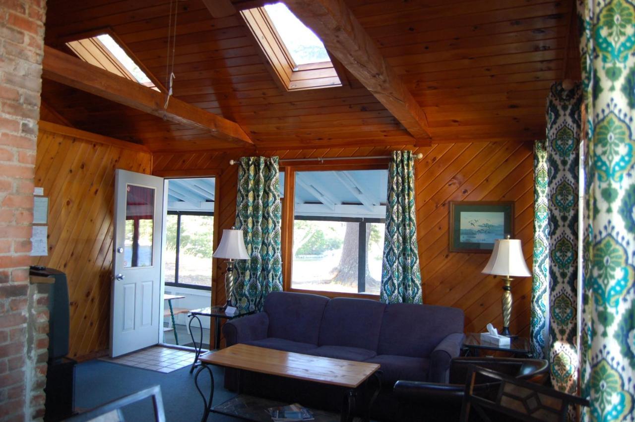 Sebago Lake Lodge & Cottages North Windham 외부 사진